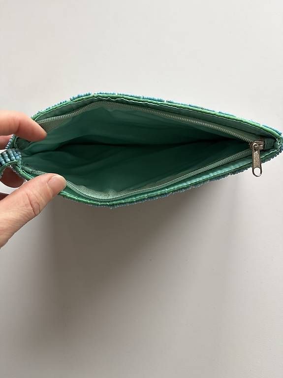 Taschen für Damen: Kleine Clutch mit Pailletten – Gebraucht aus Basel von Annikalypse 2