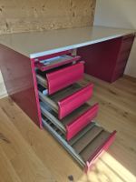 Lista Werktisch oder Schreibtisch mit Schubladen rot gebrauc