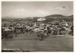 Ganterschwil (SG) Panoramablick auf das Dorf im Toggenburg G