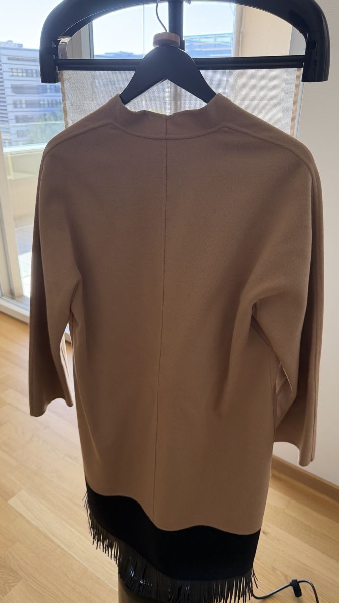 Max Mara Cappotti: Max Mara Studio coat  – Nuovo (secondo la descrizione) da Glattpark (Opfikon) venduto da swi_wk9j 1