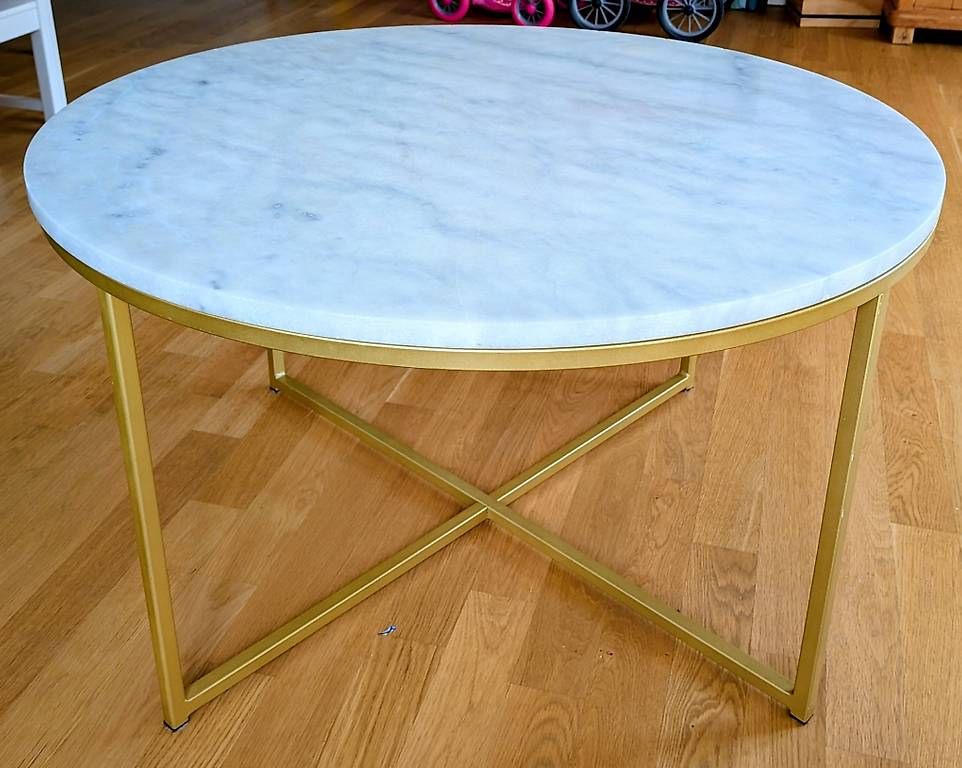 Tavoli: Couchtisch mit heller Marmorplatte – Usato da Zürich venduto da Winterkate