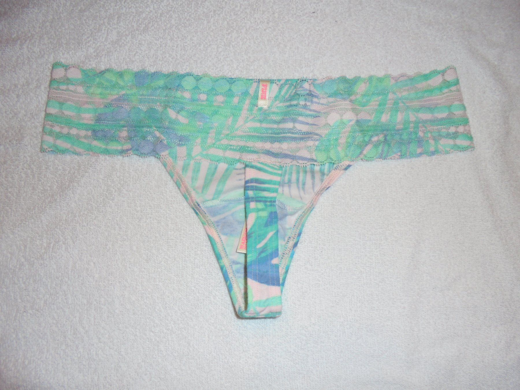 Victoria's Secret Altra biancheria intima: VICTORIA'S SECRET THONG, M, NEU – Nuovo e nell'imballaggio originale da Aarau Rohr venduto da PinkSchwein 3