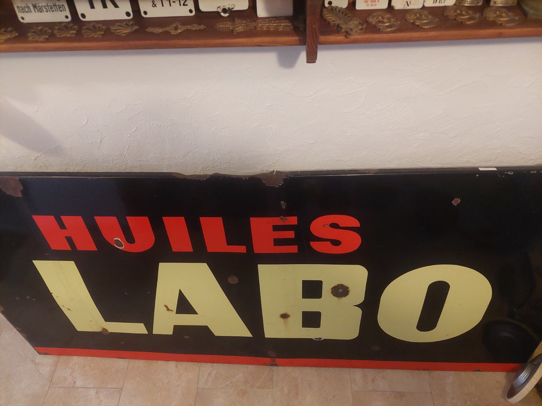 Schilder: Emailschild Huiles Labo, ca 195/ 100 cm – Gebraucht aus Siblingen von rantiques 3
