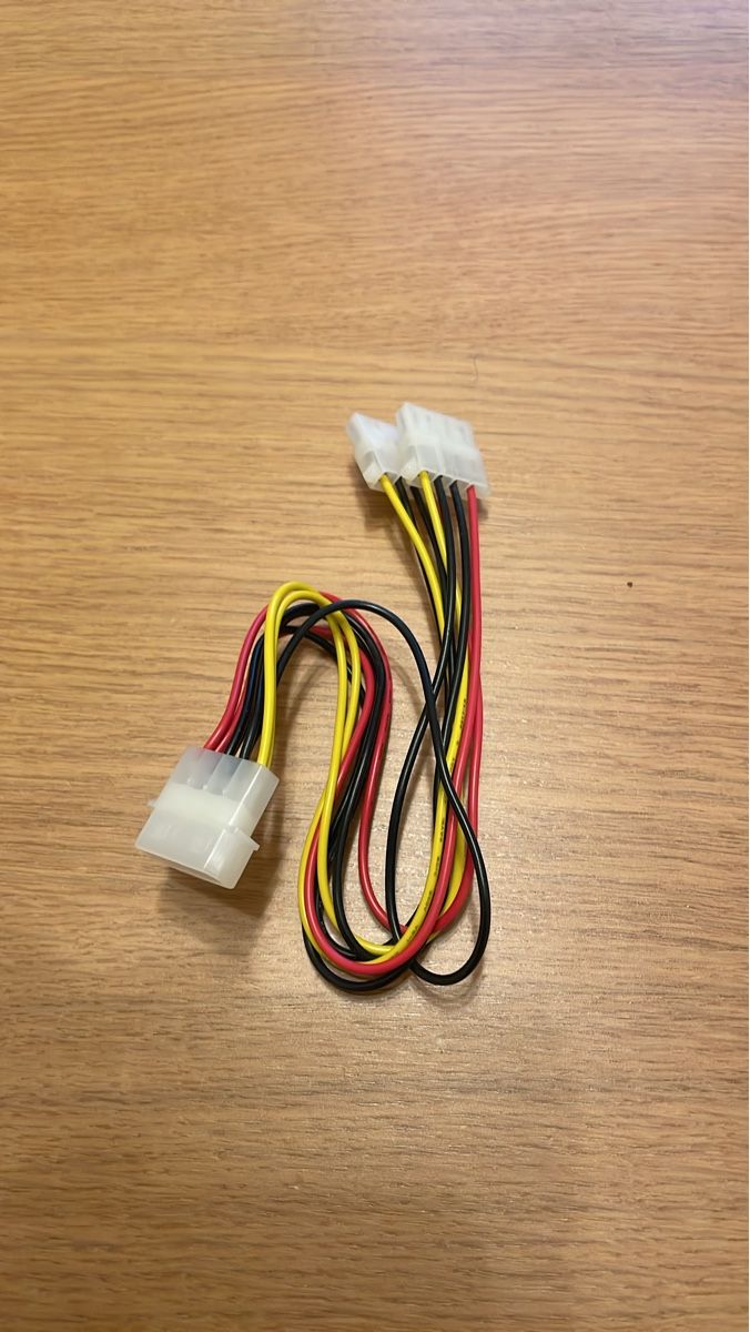 Cavi: PC Netzteil Kabel - Molex Stecker für Computer, Neuwertig – Nuovo (secondo la descrizione) da Zürich venduto da spo_zxm7