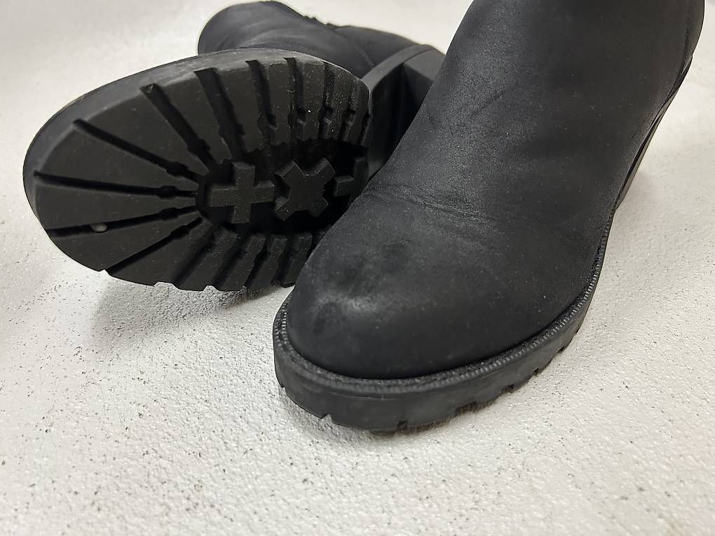 Scarpe da donna: ONLY Chelsea Boots Schwarz – Usato da Schwerzenbach venduto da nic_zt5r 1