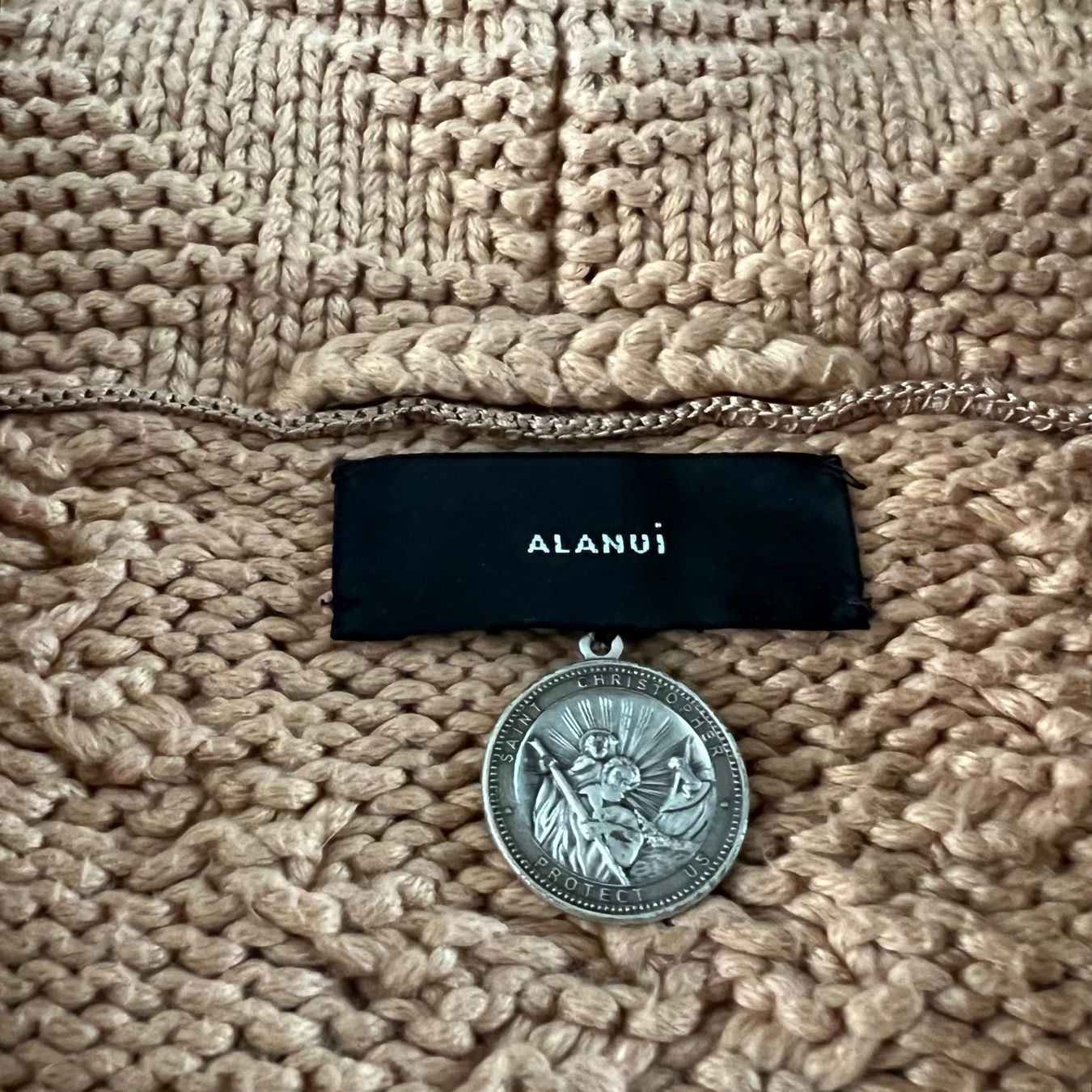Alanui Giacche: ALANUI Cardigan 🤎 – Usato da Zürich venduto da ClosetQueen 7