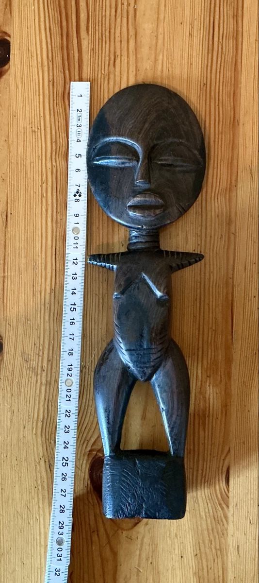 Statuette: Akuaba Puppe aus Holz – Usato da Büsserach venduto da Rosalie.1 1