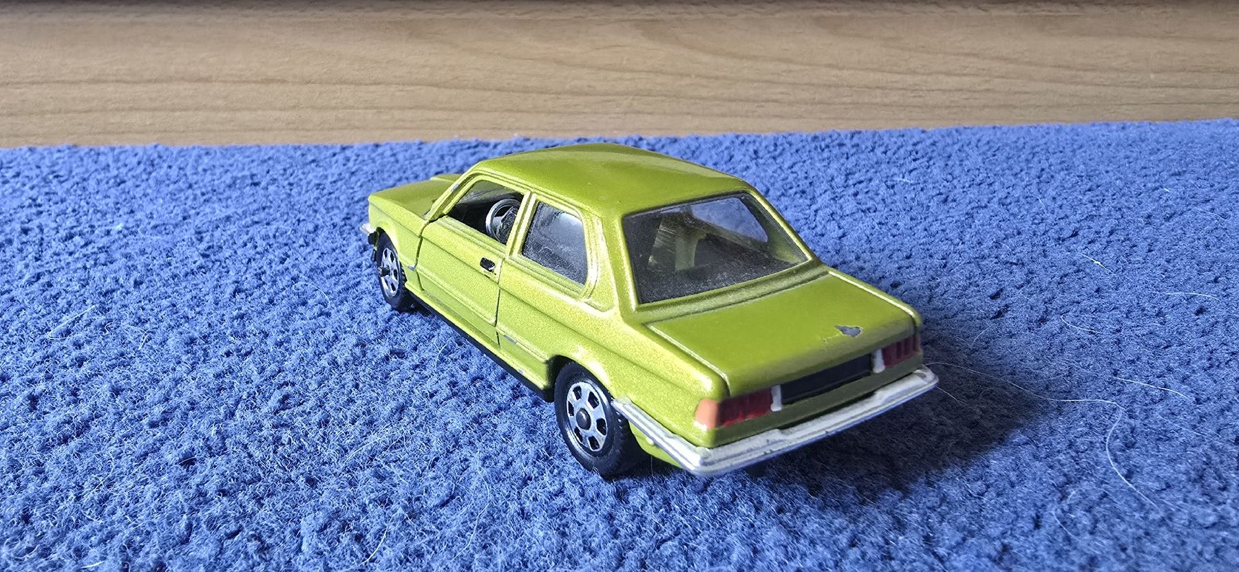 BMW Modellini d'auto: BMW 320 – Nuovo (secondo la descrizione) da Merligen venduto da SwissMini27 1