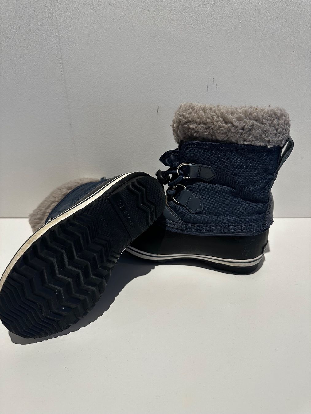 Sorel Chaussures garçon: Sorel Winterschuhe – D'occasion à Niederrohrdorf par Ufabo87 1