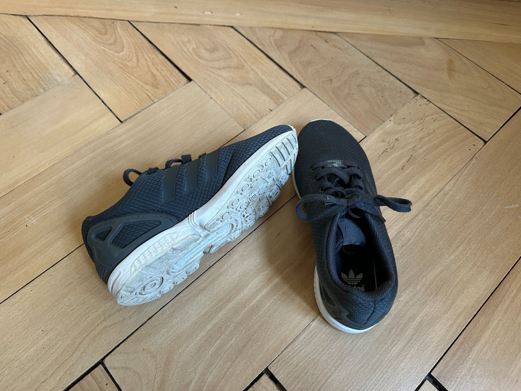 Adidas Scarpe da donna: ADIDAS Torsion Sneaker dunkelgrau 35 – Usato da Zürich venduto da Diazaio 3