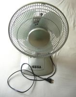 SOLIS TISCHVENTILATOR mit 3-STUFEN