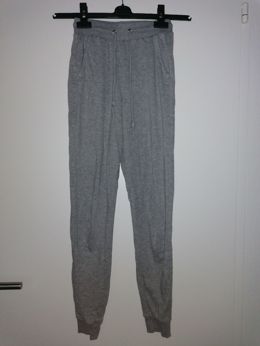 Tally Weijl Hosen: Bequeme Jogginghose Gr. 32 – Gebraucht aus Dübendorf von an_nk8z