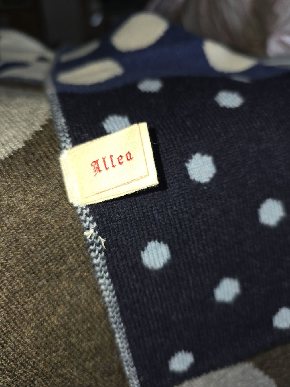 Foulard & Sciarpe: Sciarpa Altea lana e kashemere – Nuovo (secondo la descrizione) da calpiogna venduto da dadalter 4