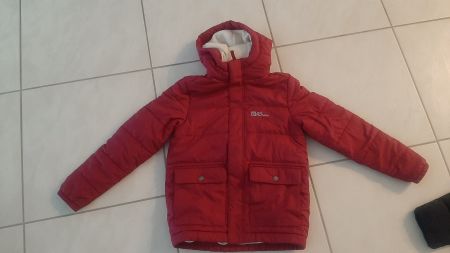 K..9 R) Winterjacke Mädchen bordeaux Gr. 140 Jack Wolfskin