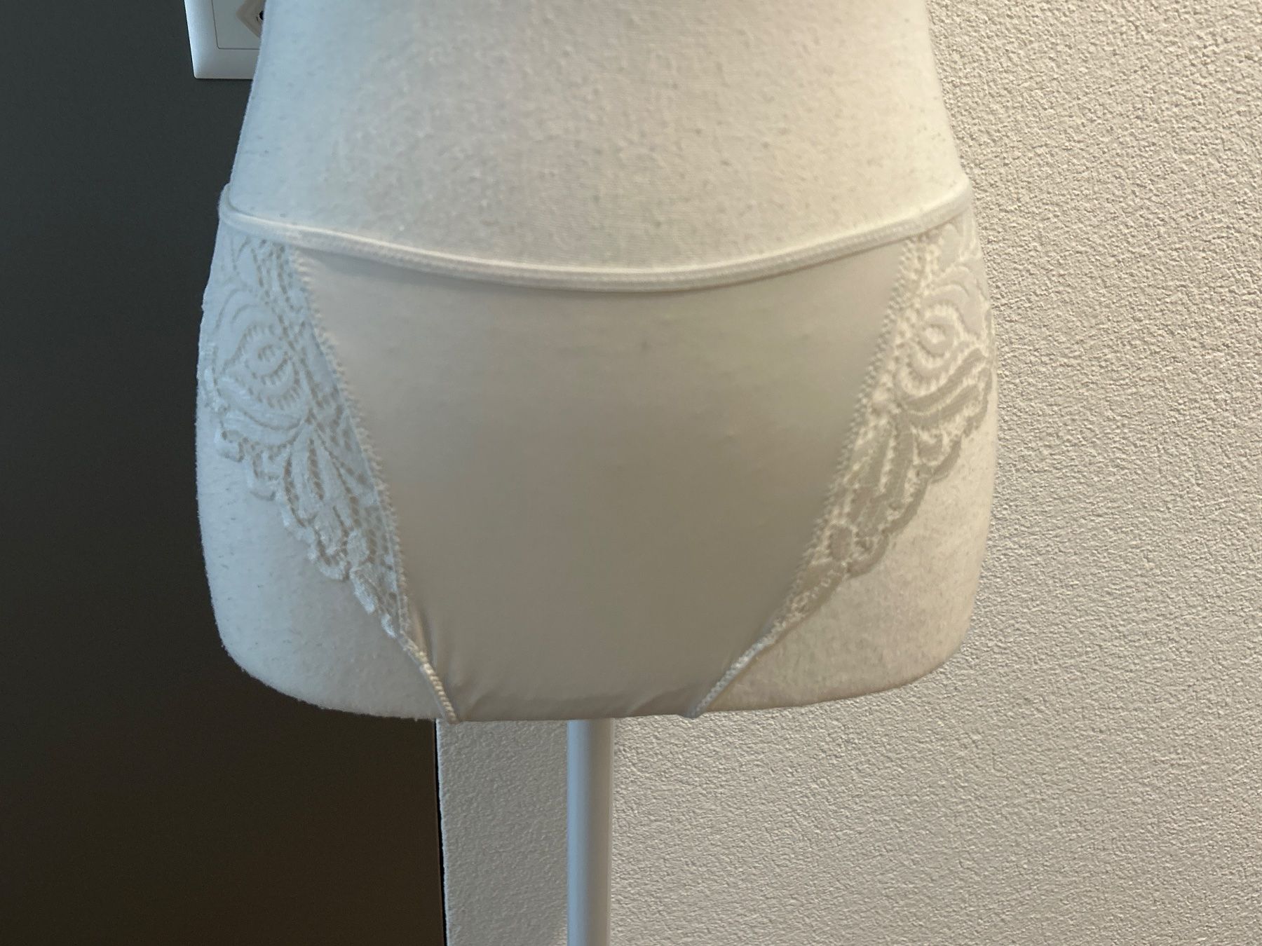Sonstige Unterwäsche: Damen Slip nature mit Spitzen – Neu (gemäss Beschreibung) aus Brunnen von Nala2929 2