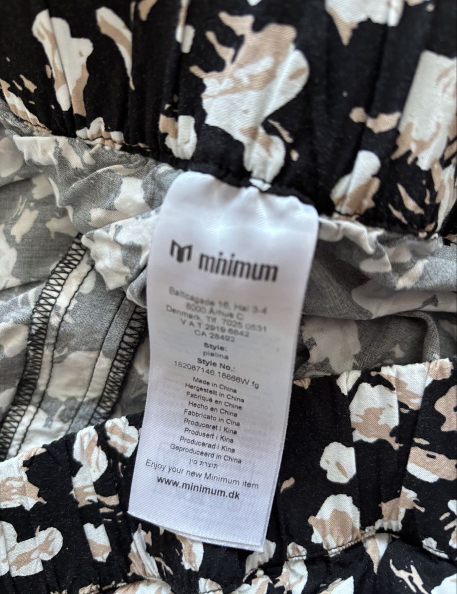 Pantaloni: Minimum Hose Gr. 40 Blumenmuster leicht & luftig – Usato da Biel-Benken BL venduto da frauvomfluss 2
