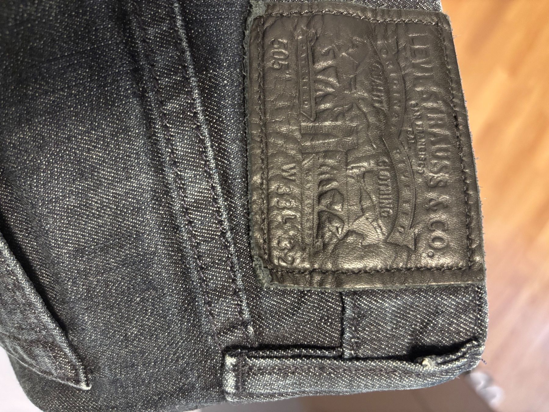 Levi's Jeans: Jeans Levi's 505 – Usato da Nidau venduto da fra27 2