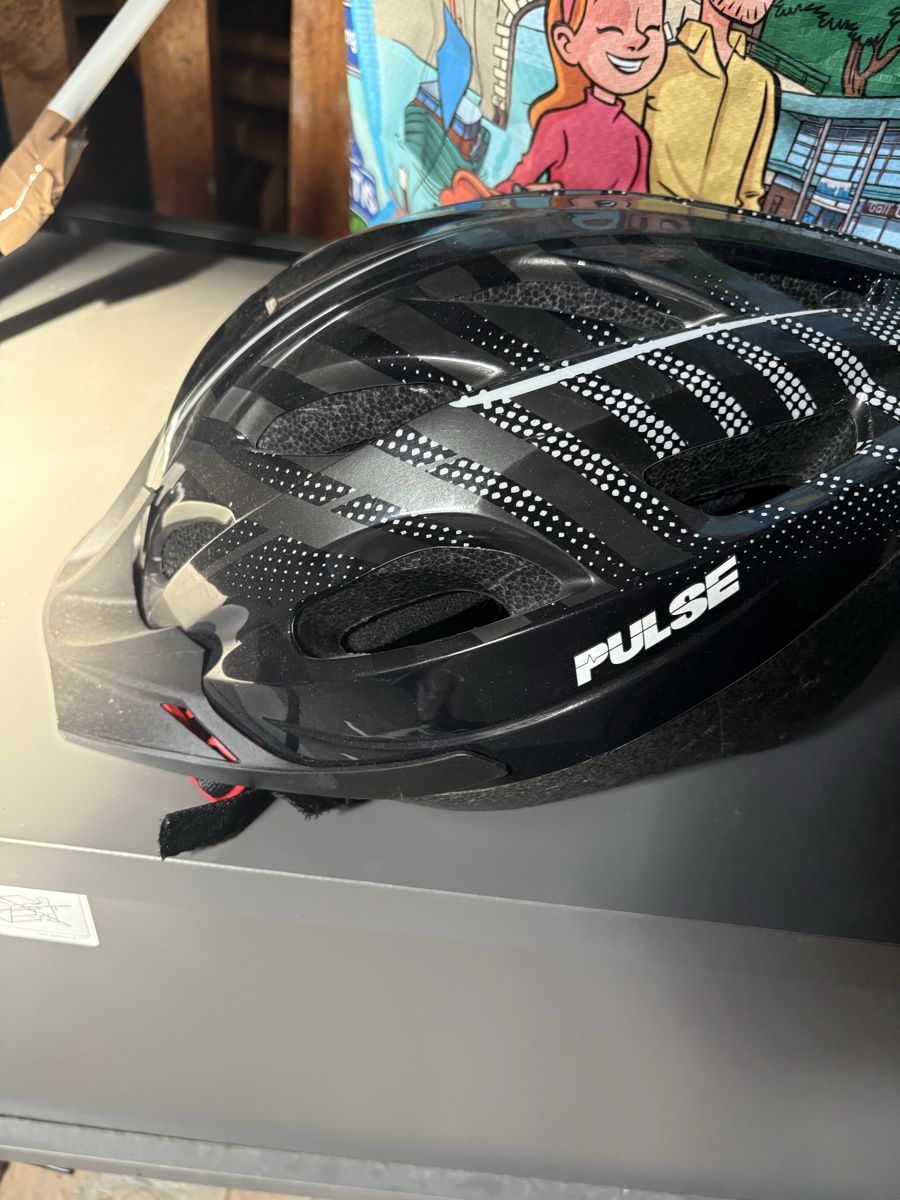 Helme: Velohelm  – Gebraucht aus Zürich von ipmann