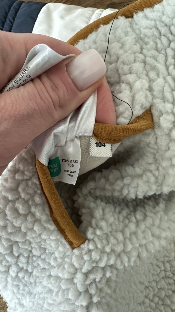 Liewood Jacken & Mäntel: Liewood Puffer Jacket Bundle - Size 104 - Winter Ready! – Gebraucht aus Küssnacht am Rigi von hor_dpb7 5