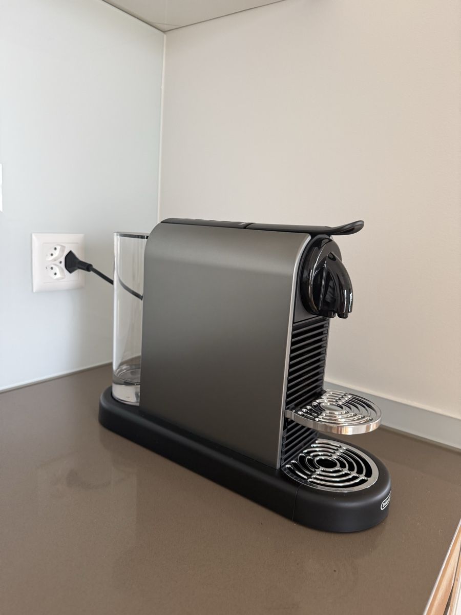 Nespresso Macchine per caffè & Macchine per espresso: Nespresso CitiZ Platinum D Titan – Usato da Zürich venduto da fluzue