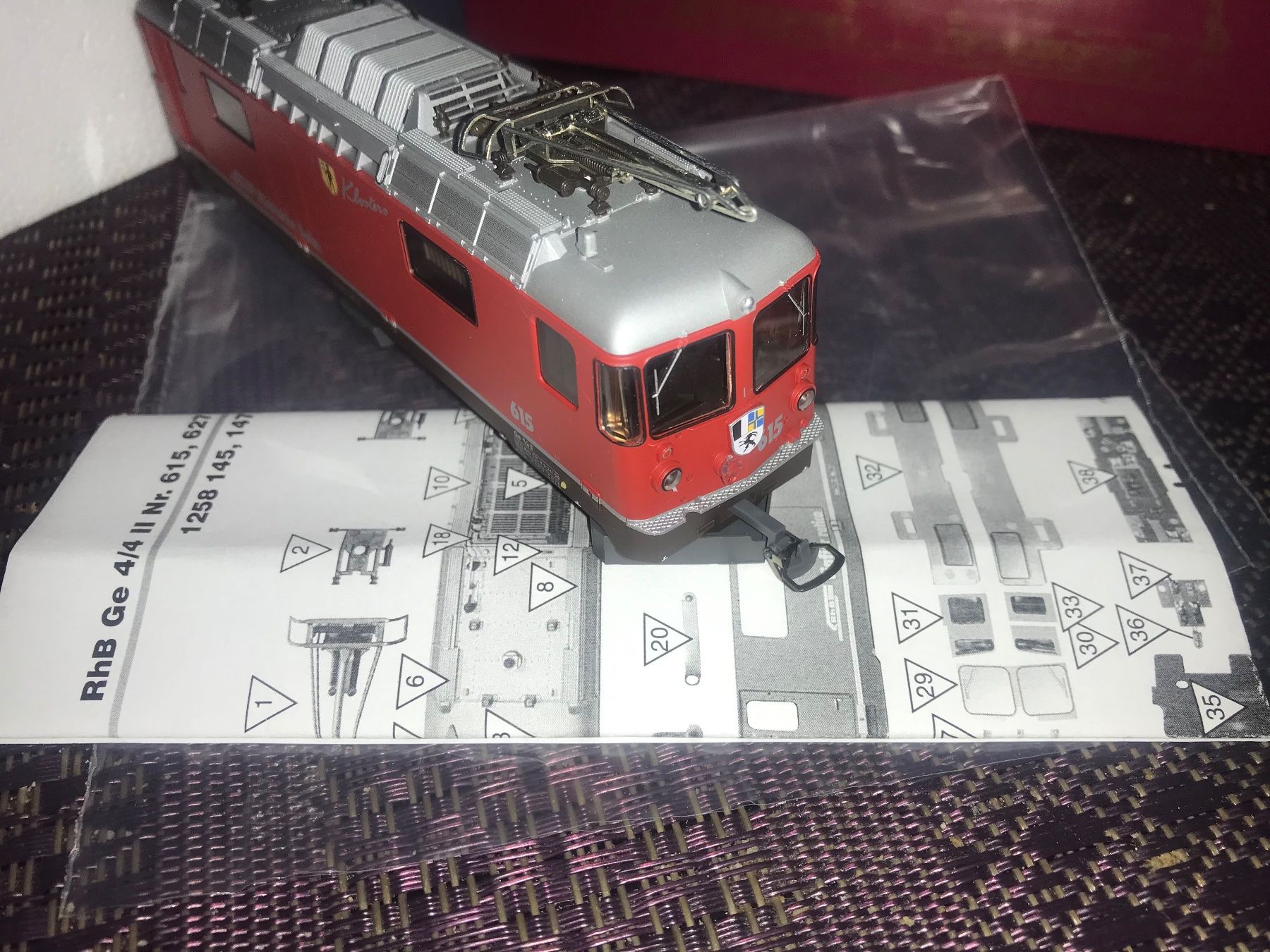 Bemo Modellini di ferrovie: Bemo RhB , Ge 4/4 616 Klosters, neuwertig. – Nuovo e nell'imballaggio originale da Glis venduto da 1Hector1 4