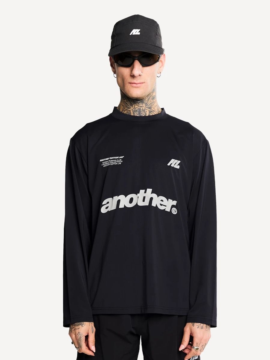 T-Shirts: Another Performance Longsleeve M – Neu und originalverpackt aus Rümlang von svent 2