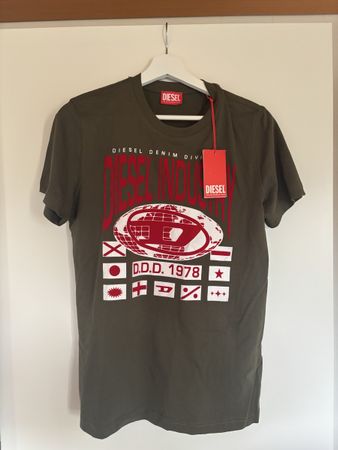 T-Shirt Diesel Industry oliv mit Aufdruck neu mit Etikett
