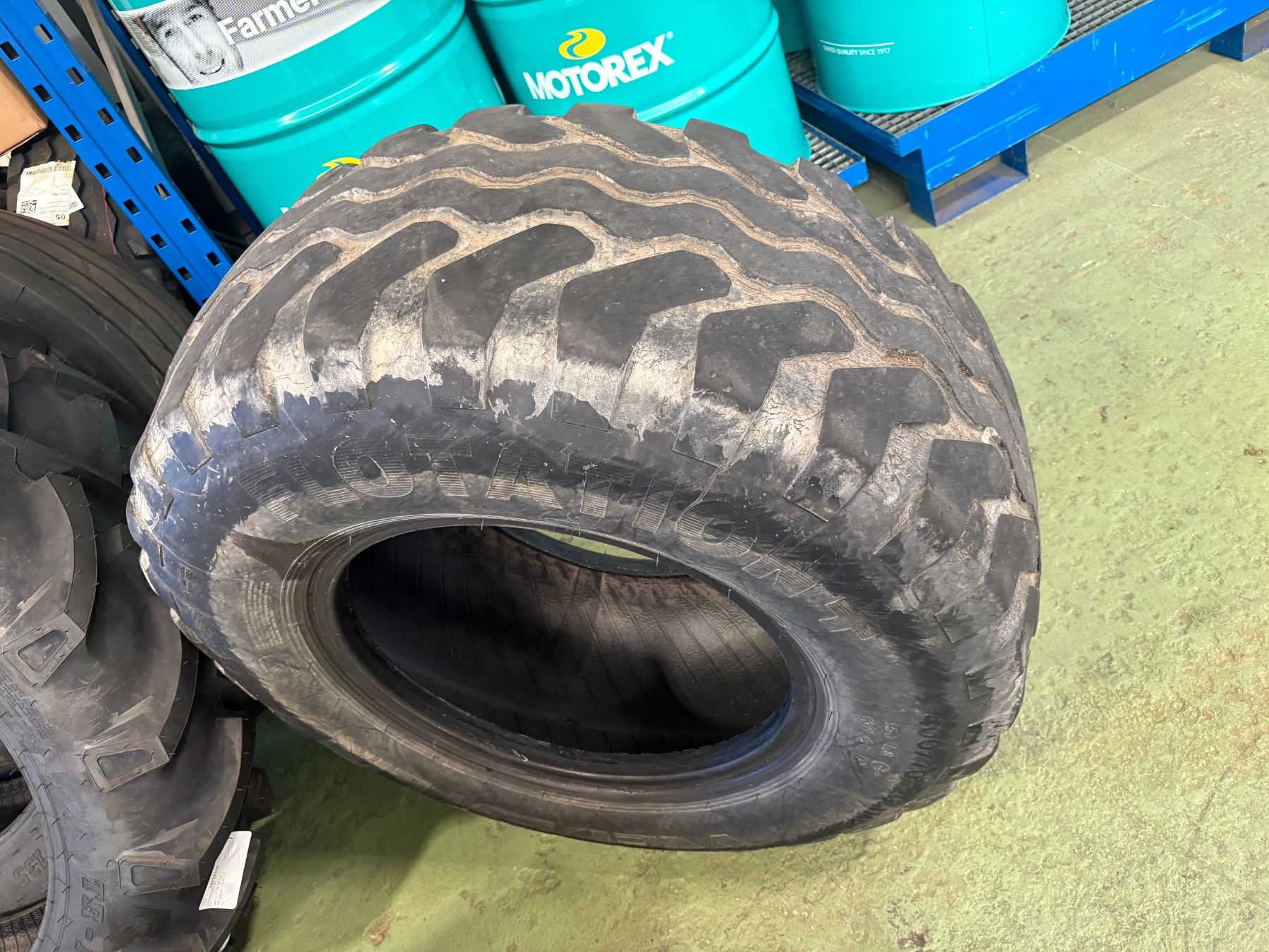 Pneus & Roues: 400/70-20 IMP Reifen – D'occasion à Lätti par baumi02