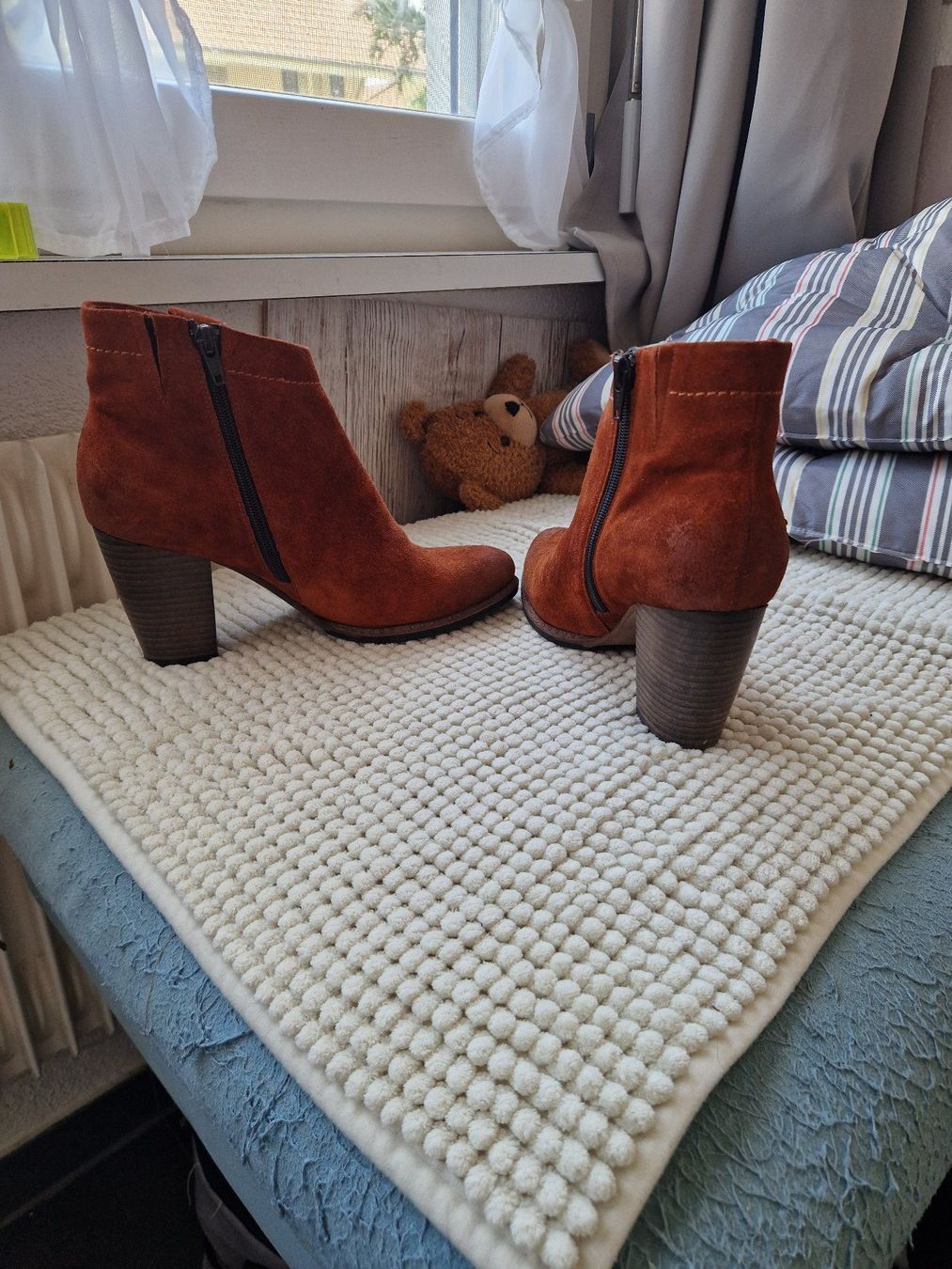 Herrenschuhe: echt Leder Wildleder-Stiefeletten Gr. 38,5 – Neu (gemäss Beschreibung) aus Aefligen von Akoni 1