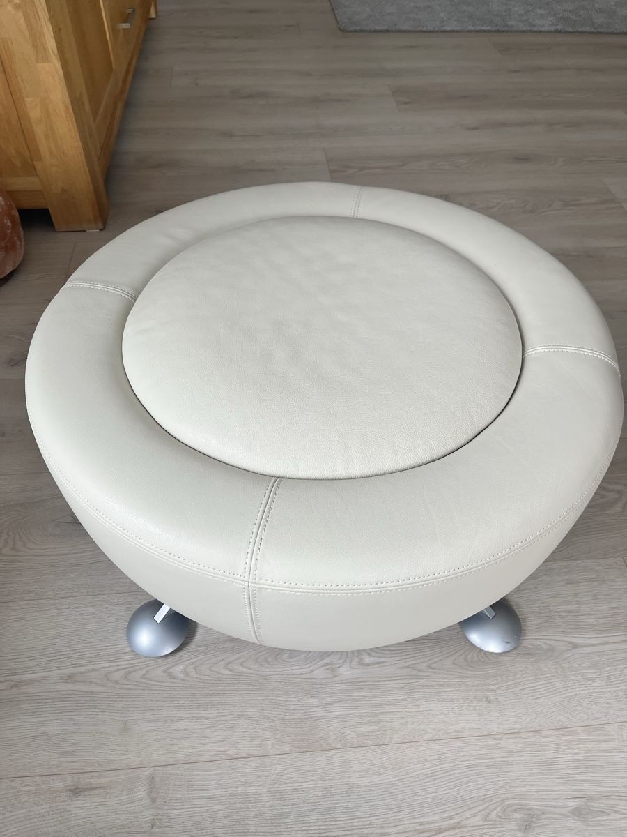 De Sede Sgabelli: De Sede 164/05 drehbarer Hocker – Usato da Welschenrohr venduto da Aloe2
