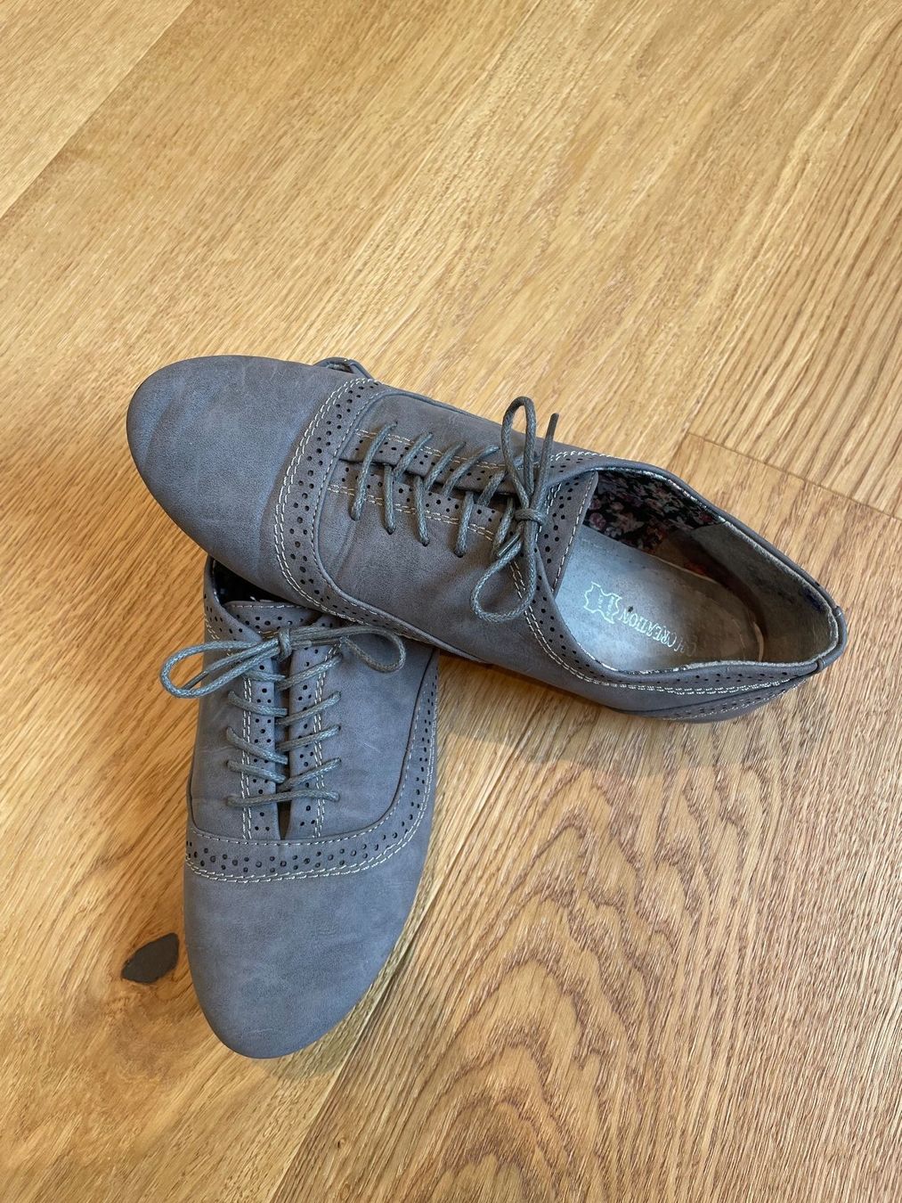 Scarpe da donna: Damen Sommerschuhe Gr. 40 – Usato da Neunkirch venduto da autoscooter57 1