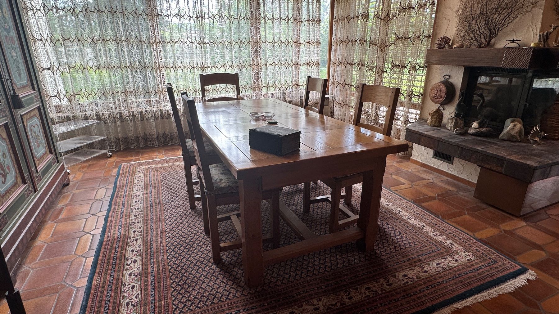 Set di tavolo e panche: Eichentisch mit Stühlen – Usato da Gipf-Oberfrick venduto da Christina08