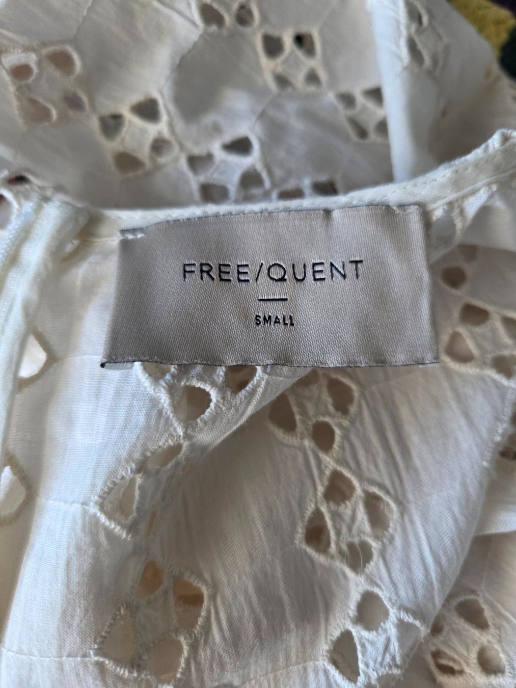 Vestiti: Sommer-Spitzen-Kleid, Grösse M – Nuovo (secondo la descrizione) da Zürich venduto da ire_992t 3