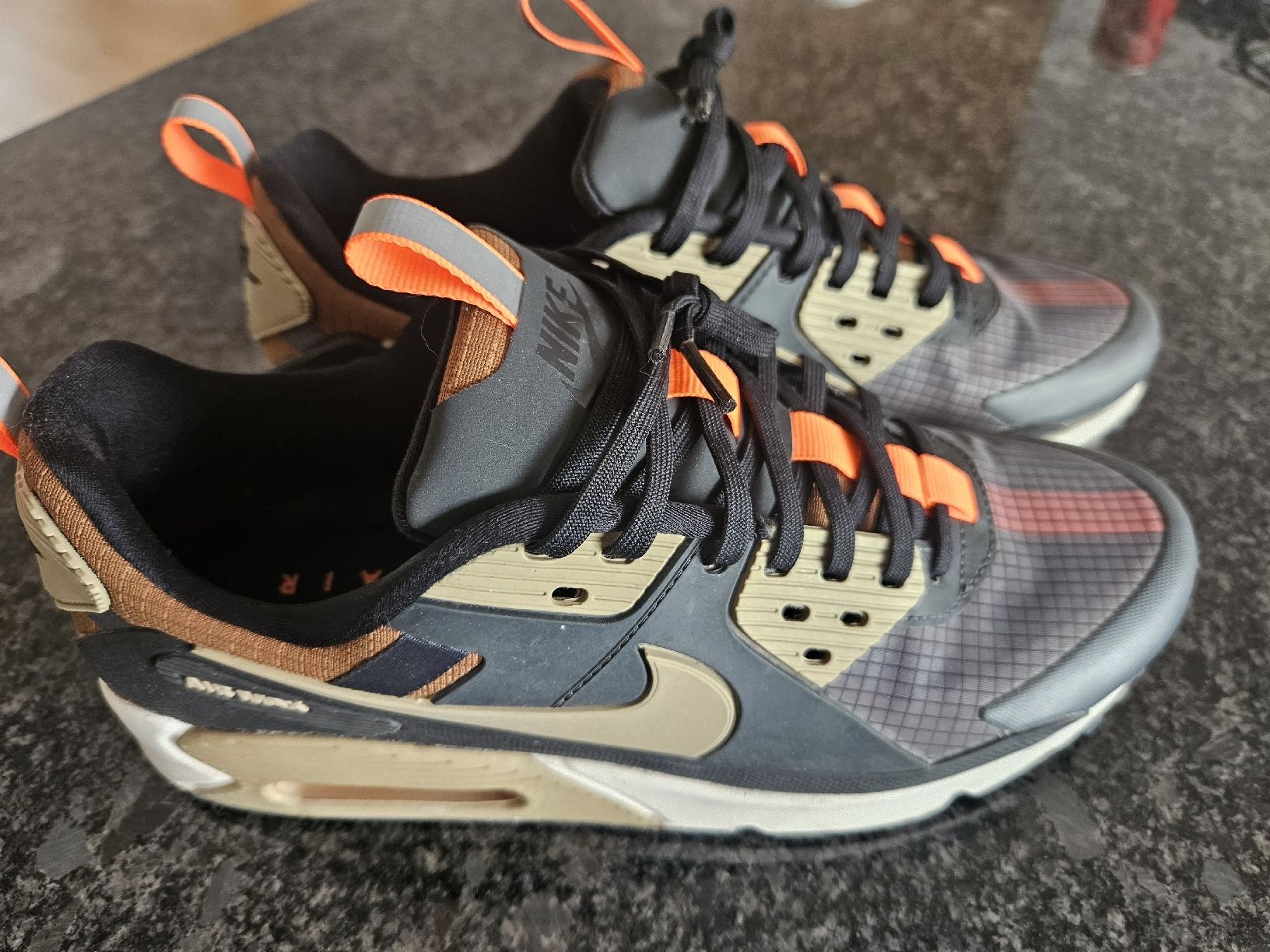 Nike Herrenschuhe: Nike AirMax 90 Drift – Neu (gemäss Beschreibung) aus Luzern von Leinad6 1