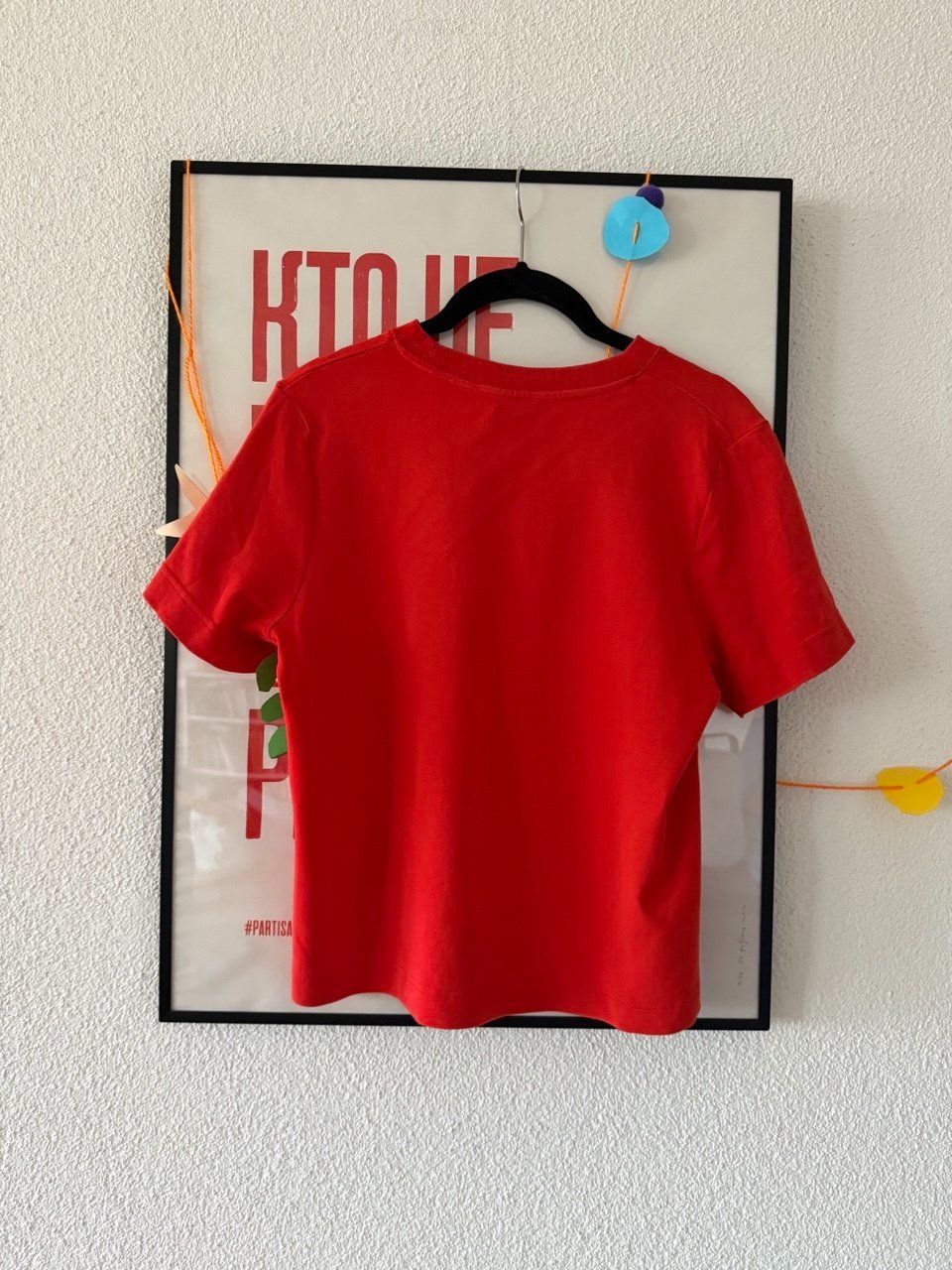 Cos T-shirt: COS T-shirt red size S – Usato da Zürich venduto da futurmutur 1