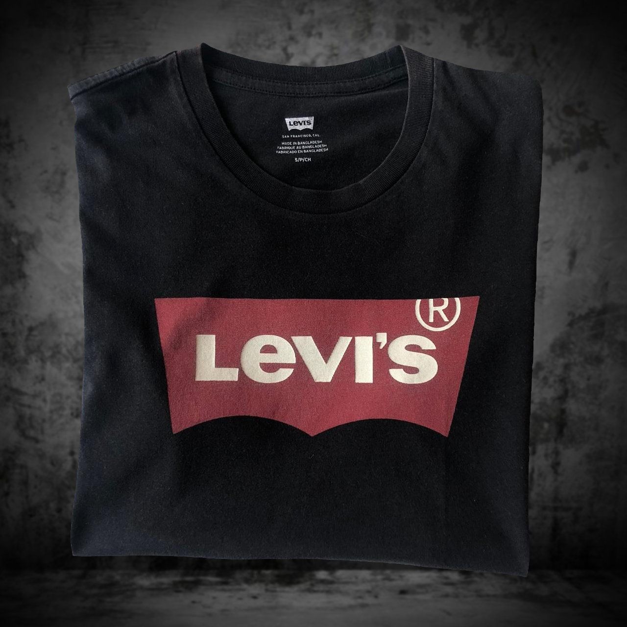 Levi's T-shirt: T-Shirt Levis Black Men S – Usato da Genève venduto da ang_7j7j 2