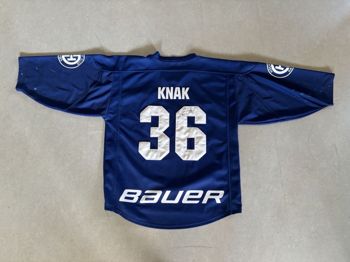 Canottiere & Pantaloni: Original HCD Trainingstrikot #36 Knak   mit Unterschrift – Nuovo e nell'imballaggio originale da Saas im Prättigau venduto da MiEnNirody