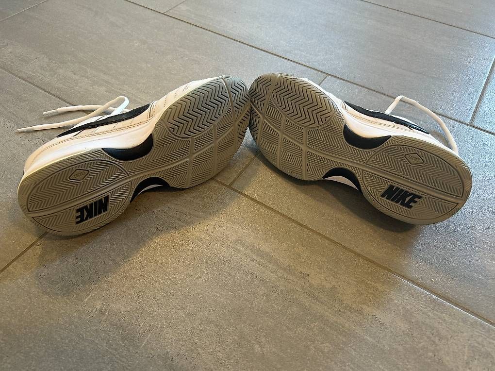 Herrenschuhe: Nike Tennisschuhe Gr. 43 – Gebraucht aus Thalheim an der Thur von Iselisberger 4