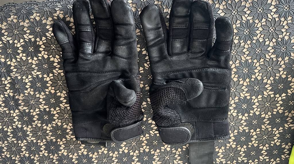 Handschuhe & Handstulpen: 2 Paar Harley Davidson Motorradhandschuhe – Gebraucht aus Beringen von Suni8