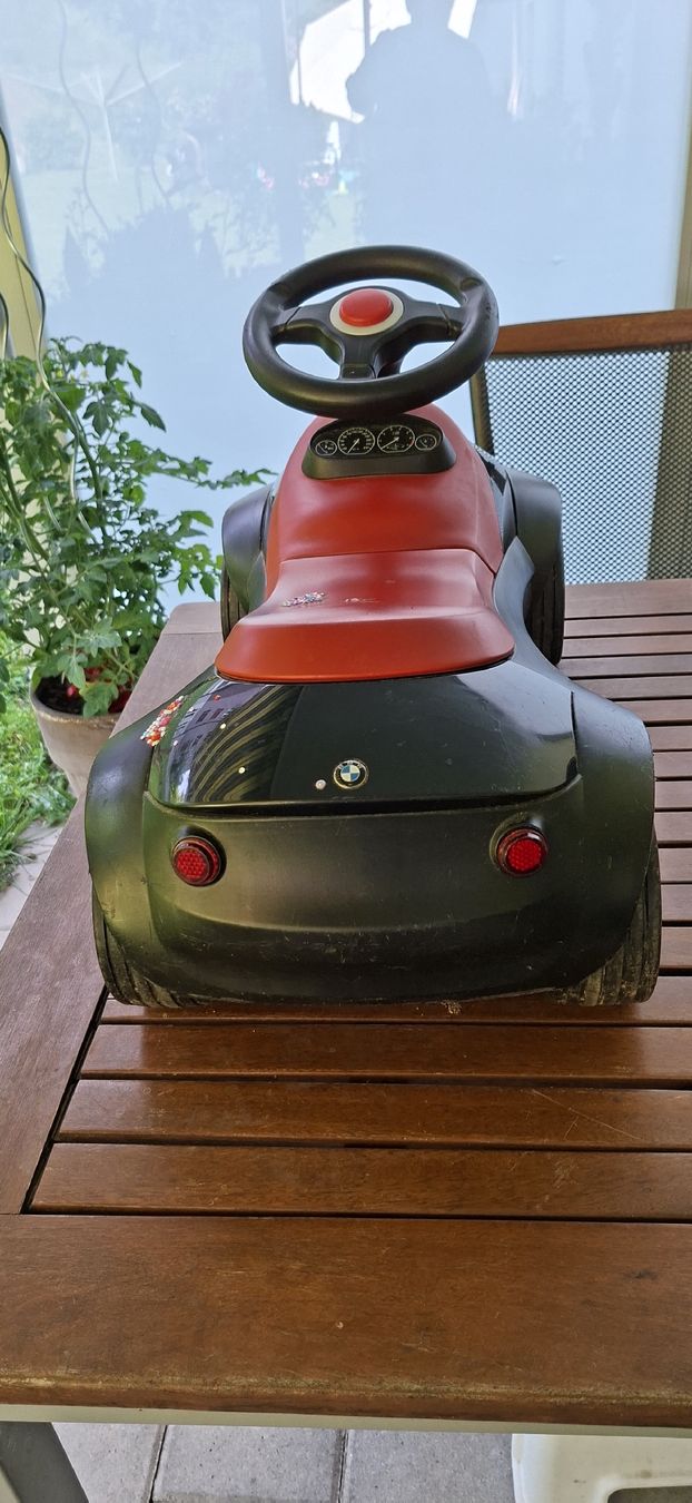 BMW Veicoli per bambini: Stabiles Kinderauto ab ca 18 Mt mit gebrauchsspuren – Usato da Malters venduto da ariolaut 1