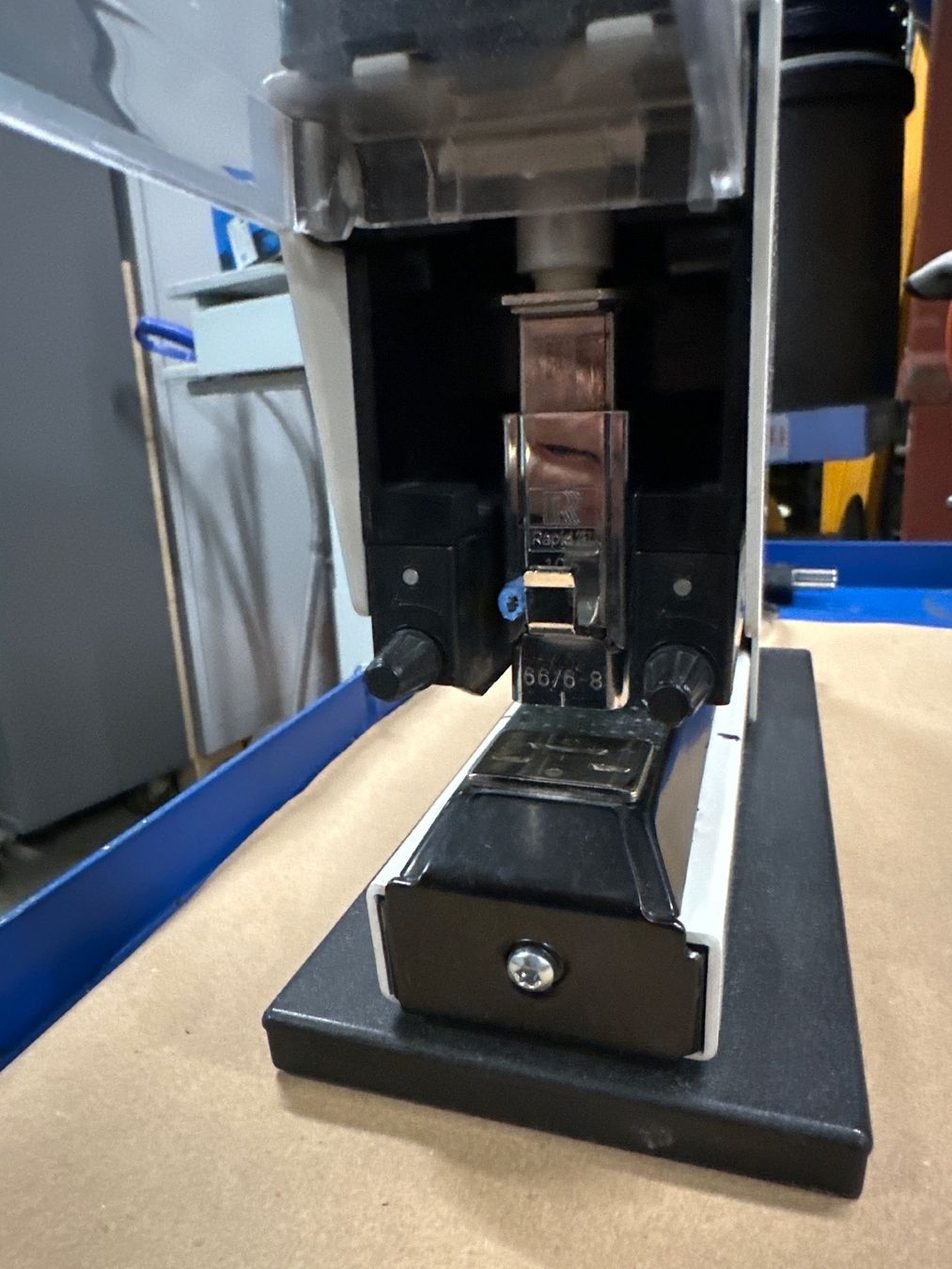 Rapid Tutte le macchine: Rapid Classic Elektroheftgerät 105E – Usato da Necker venduto da liq24 2