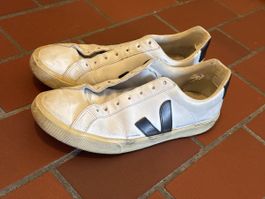 Schwarze Veja Gr. 43