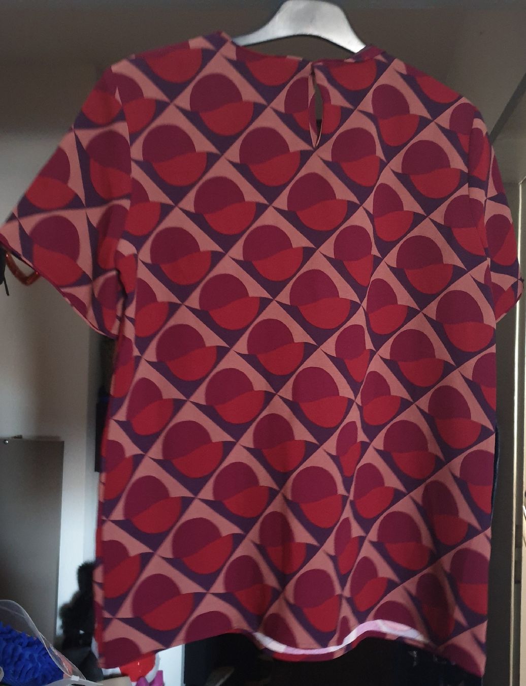 Marc Jacobs T-shirts: Marc Jacobs schönes Shirt Gr. 8 – Neuf (Voir description) à Frenkendorf par Moon111 1