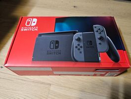 Nintendo Switch V2 Grau - OVP + komplettes Originalzubehör