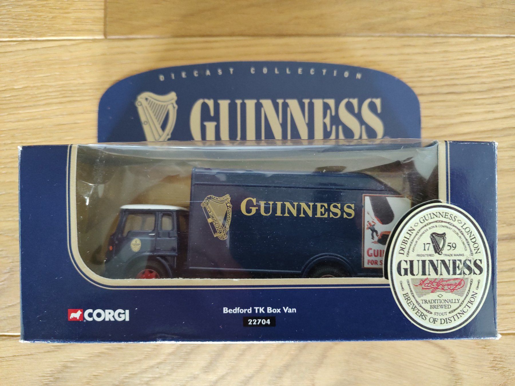 Corgi Toys Modellautos: Corgi 22704 Bedford TK Box Van Guinness – Neu (gemäss Beschreibung) aus Nottwil von Dorje67 2