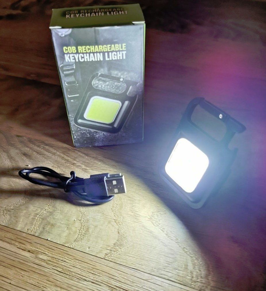 Lampade: Multifunktionale Taschenlampe, mini Scheinwerfer, Karabiner – Nuovo e nell'imballaggio originale da Ibach venduto da Muoatahirsch 1