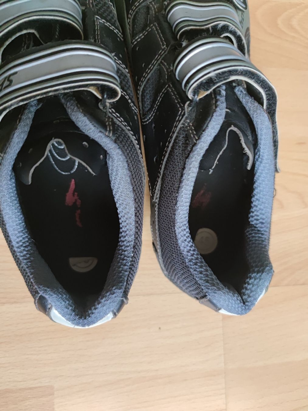 Scarpe da uomo: Specialized 45 große – Usato da Meggen venduto da Malecifent 6