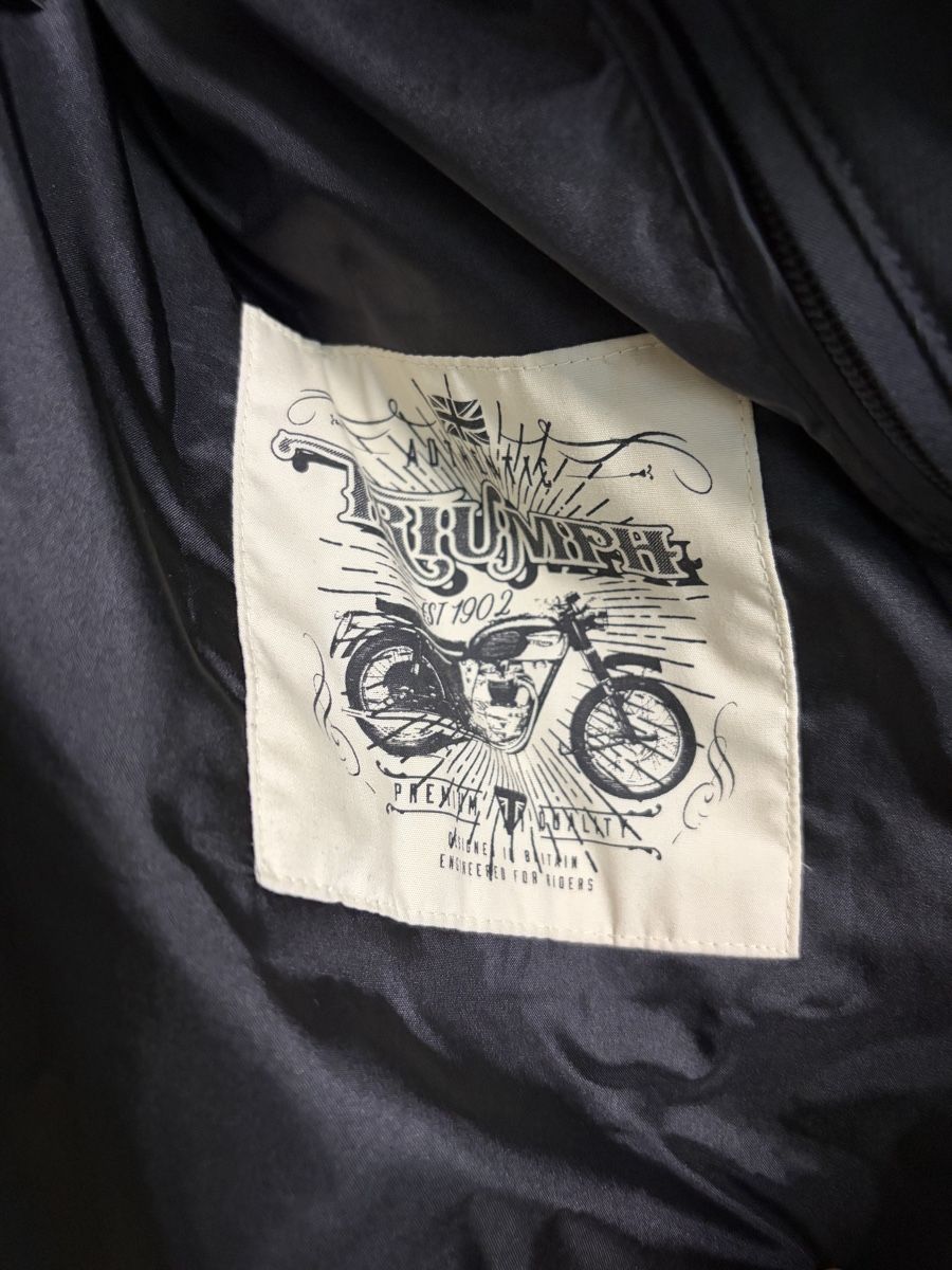 Triumph Jacken: Triumph Motorradjacke – Gebraucht aus Oetwil am See von Lionheartx 5