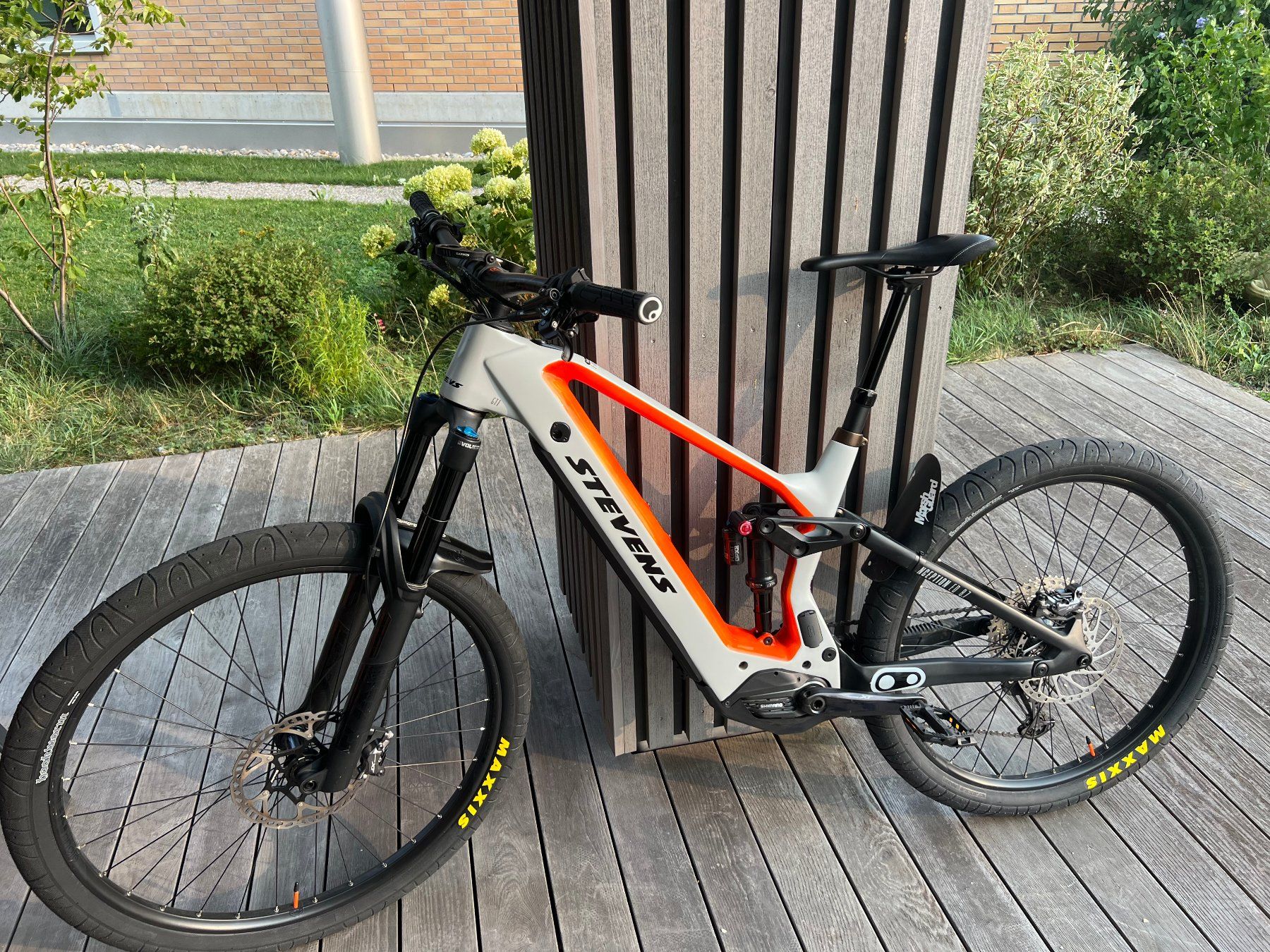 Stevens Vélos: STEVENS E-Inseption ED 8.7 Enduro 726 Wh – D'occasion à Mönchaltorf par Trendy8 1