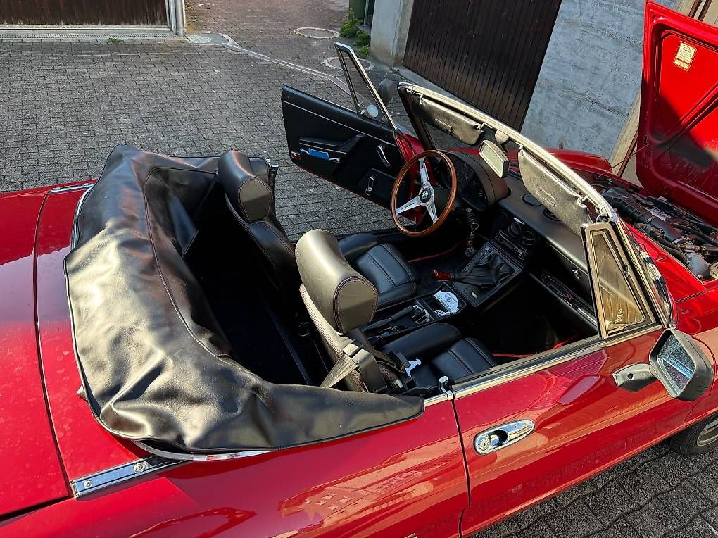 Automobili: Alfa Romeo Spider 2.0 – Usato da St.Gallen venduto da Zeal 3